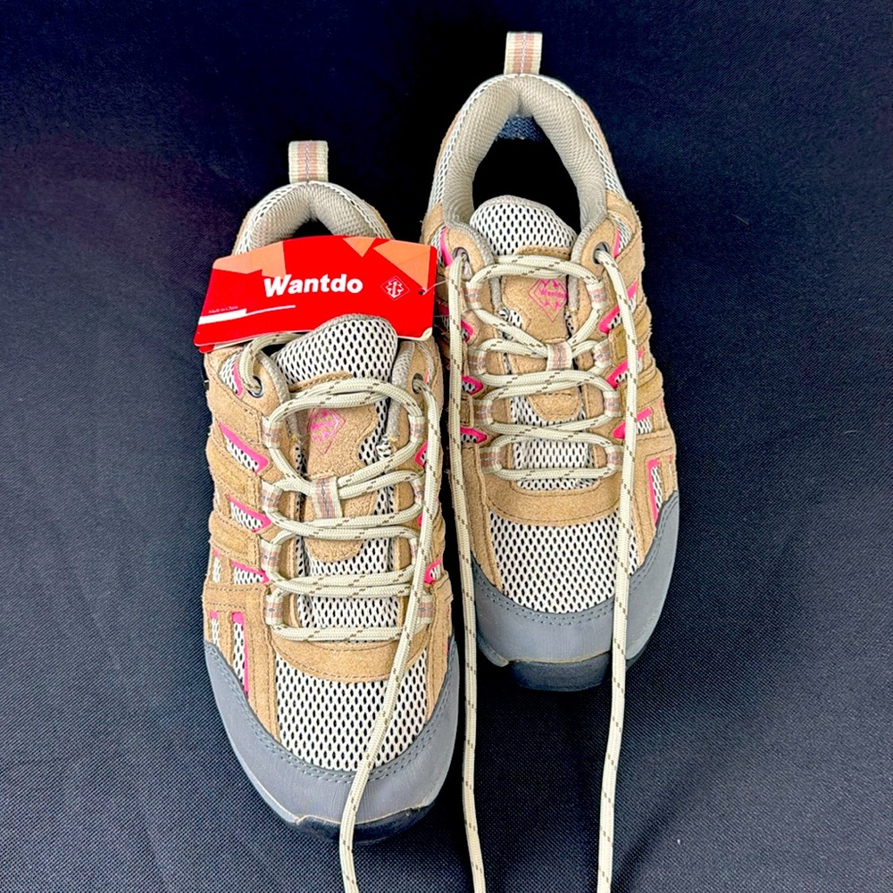 Wantdo NWT Vibram Trek Tan Pink Hiking Shoes Sz 8
New no box